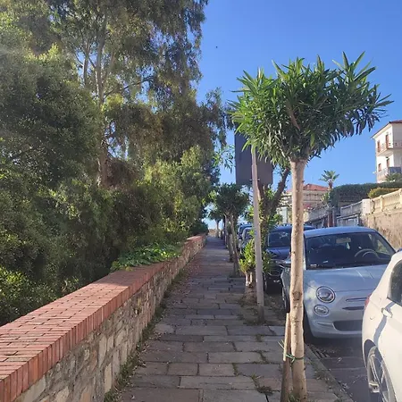 Casa Gialloblu Imperia Exterior foto